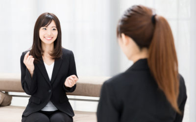 asian businesswomen working in office asian businesswomen working in office